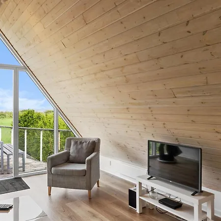 Naewe - 100m From The Sea By Interhome *